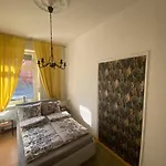 3 Ideal For 2 To 4 Guests With Parking