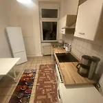 3 Ideal For 2 To 4 Guests With Parking Apartment *