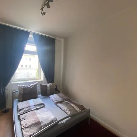 Apartament Ruhige Gemuetliche Altbau In Zentraler Lage *