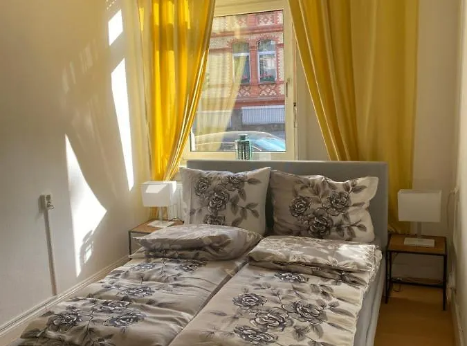 3 Ideal For 2 To 4 Guests With Parking *