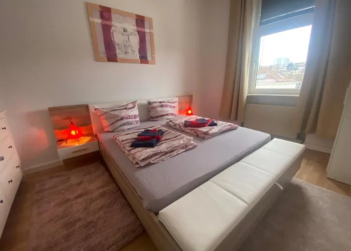 公寓 3 Ideal For 2 To 4 Guests With Parking *